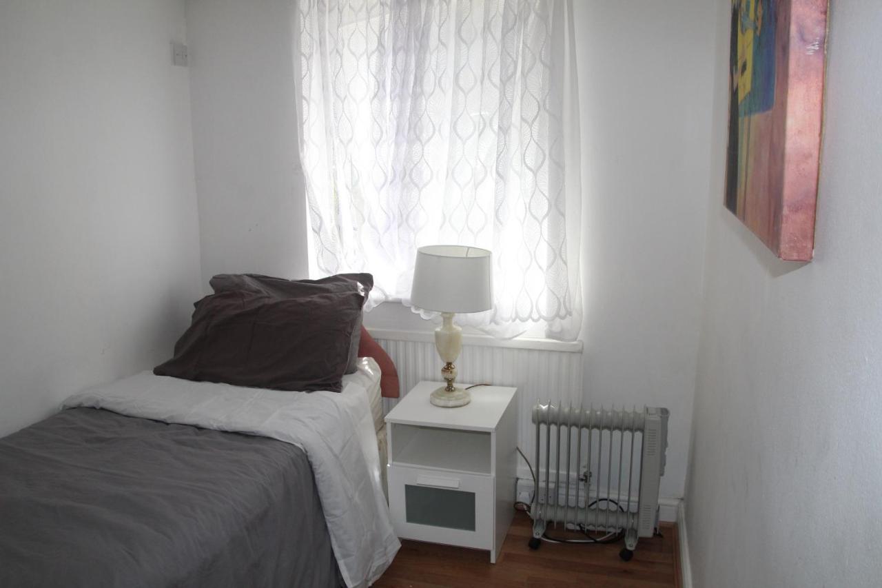 Grey Double Bedroom London Kültér fotó