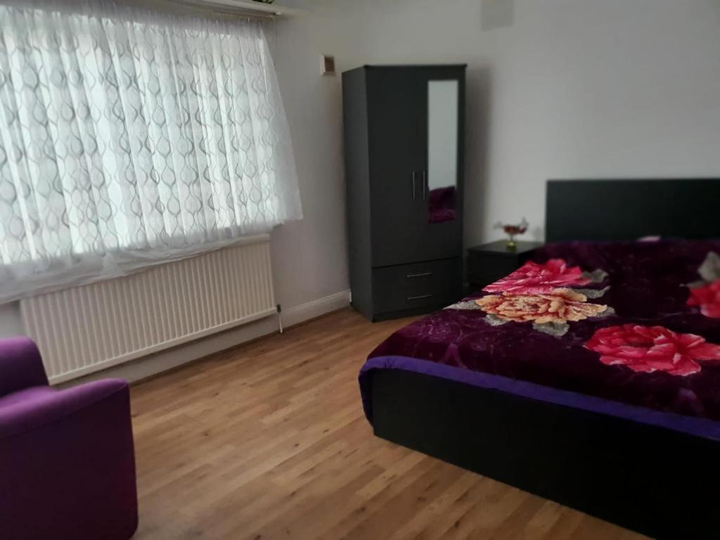 Grey Double Bedroom London Kültér fotó